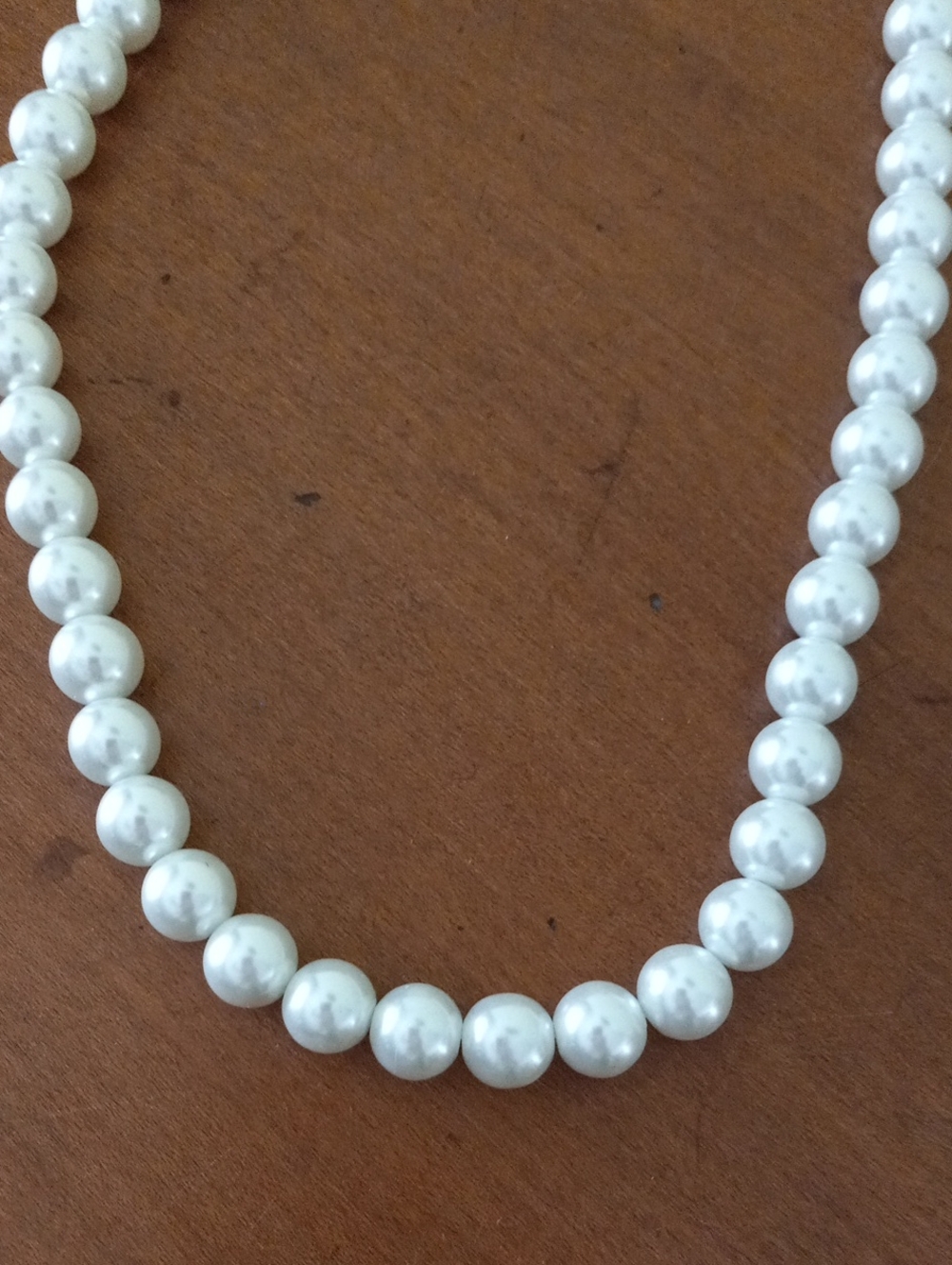 Chic White Pearl Beaded Choker Statement Necklace Black Ribbon Closure - Picture 3 of 6